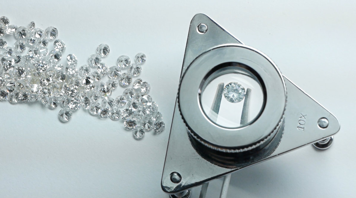 Rapaport-Screenshot-closeup-diamonds